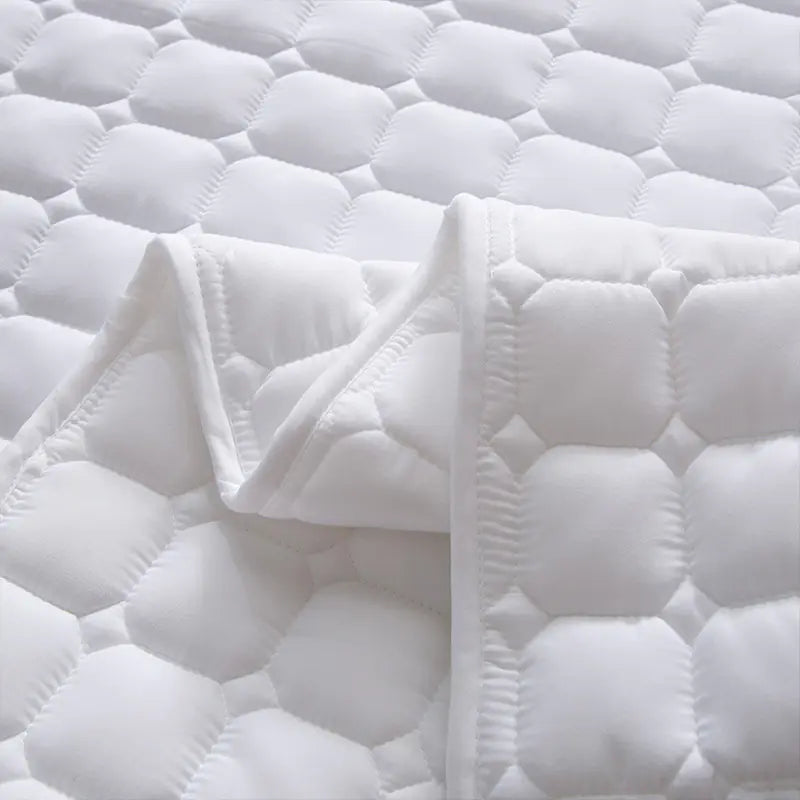 Hotel Bedding Protection Pad - Thick and Simple Design