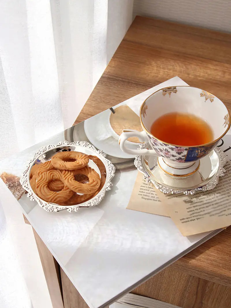 European Style Iron Snack Dish - Vintage Luxury Tray