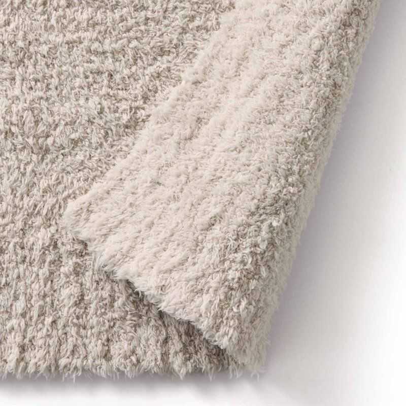 Beige Cozy Knit Throw, 50" x 72" - luxuryhomedecoridea.com