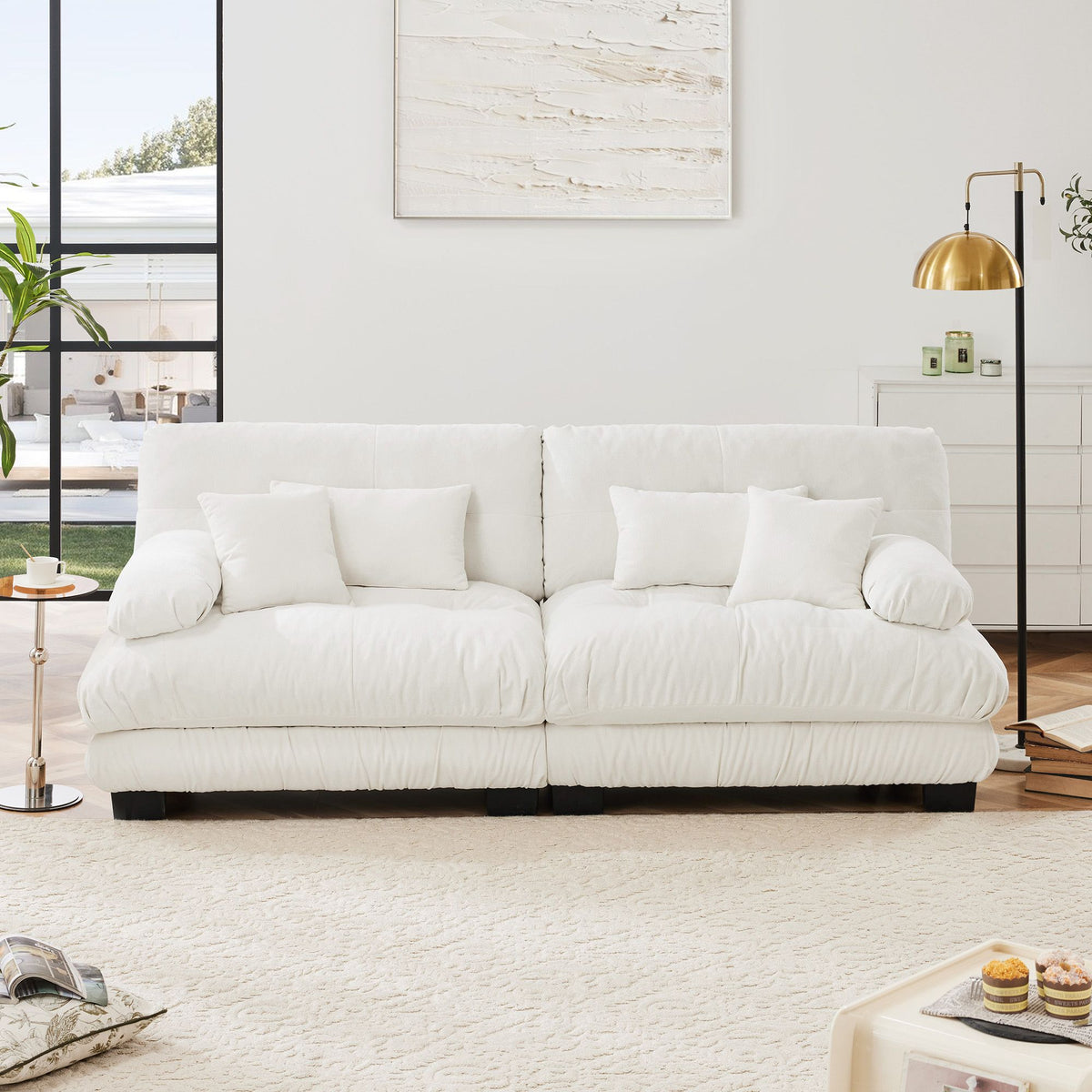 564808771