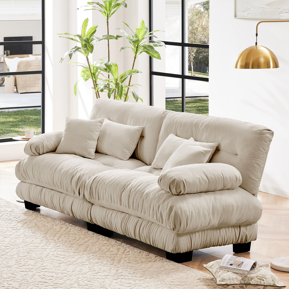 564809191