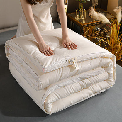 Luxury Cotton Soy Fiber Winter Comforter for Home