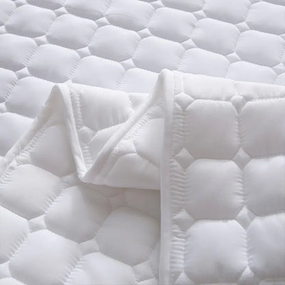 Hotel Bedding Protection Pad - Thick and Simple Design