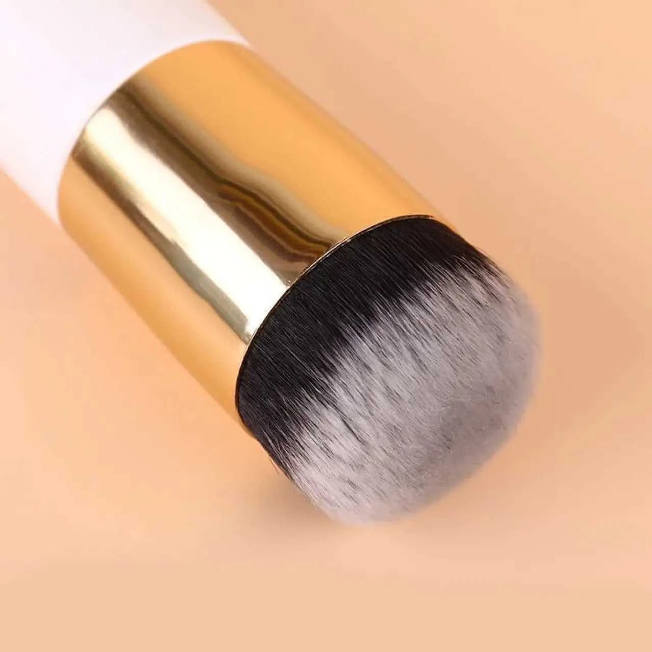 Foundation Brush for Face, Blush, and Concealer Use - luxuryhomedecoridea.com