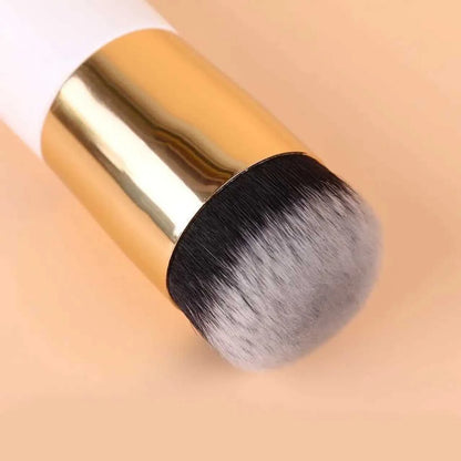 Foundation Brush for Face, Blush, and Concealer Use - luxuryhomedecoridea.com